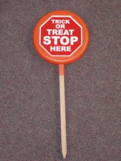 TRICK OR TREAT STOP SIGN LIGHT