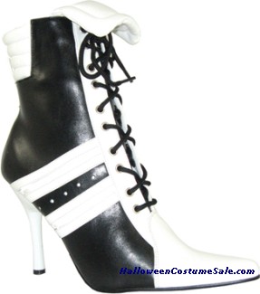 BLACK/WHITE LACE-UP ANKLE BOOT